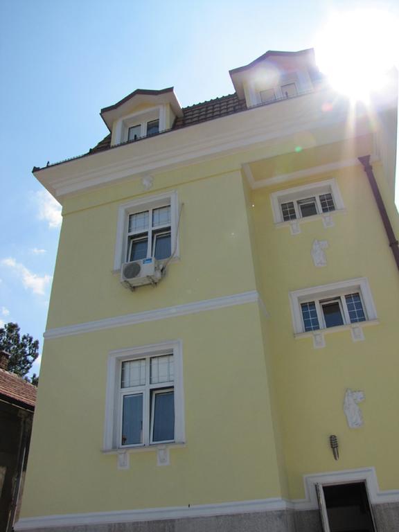 贝尔格莱德 Vila Hedonija酒店 外观 照片
